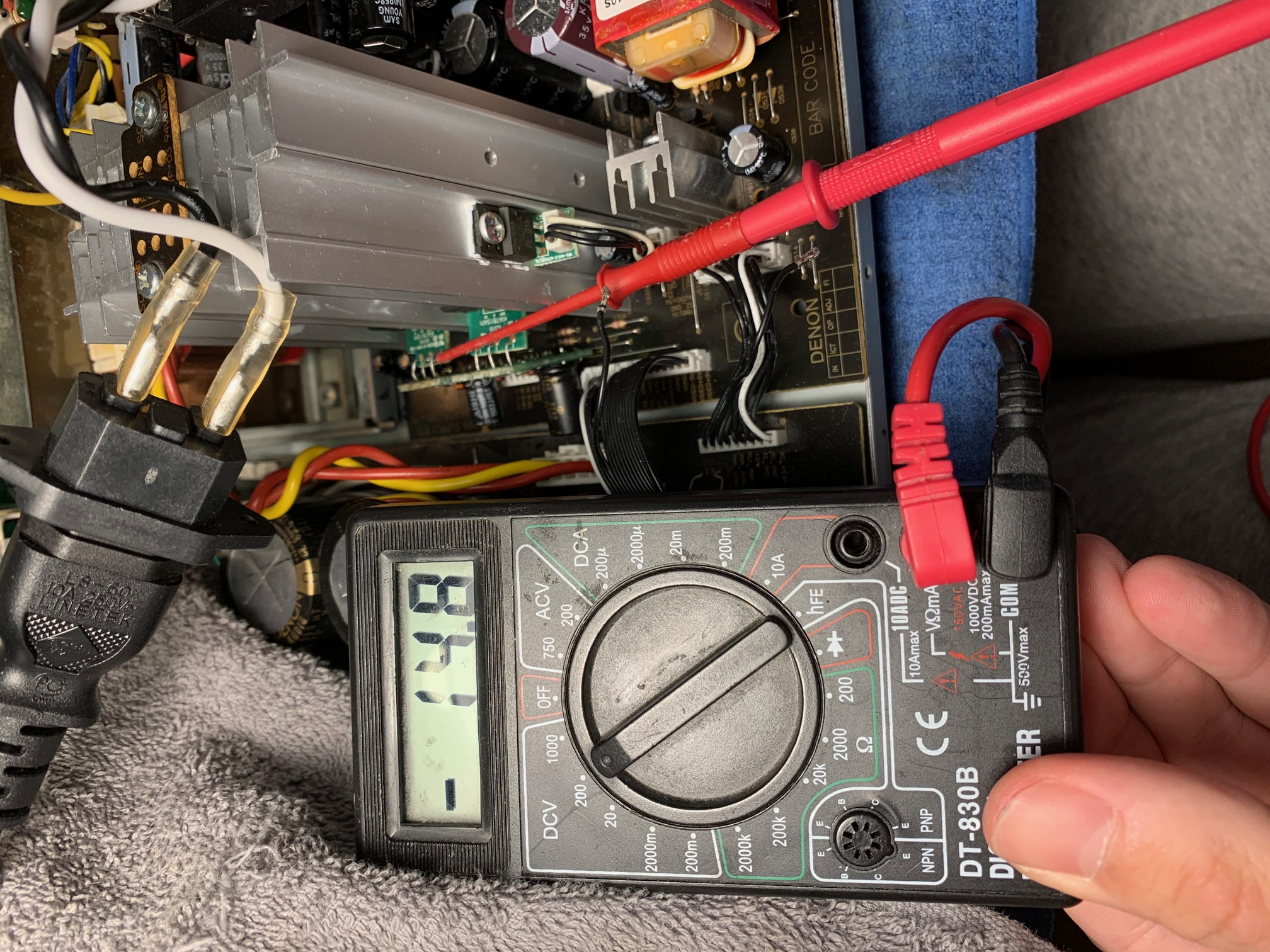 59c0c45475e6c79497ce3a11c2b15a72218.jpg
